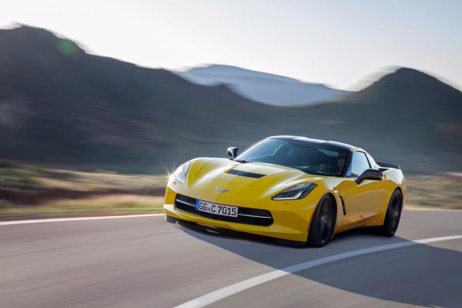  Chevrolet Corvette Stingray Coupe 2013 года  (EU) (фото 13 из 35)